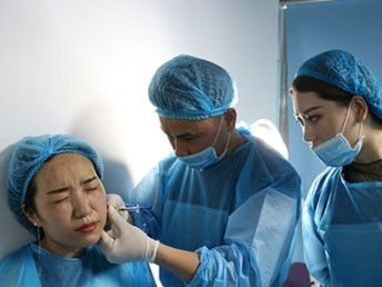 圖 美仁國(guó)微整形培訓(xùn)學(xué)校 杭州學(xué)微整形去哪學(xué) 上海職業(yè)培訓(xùn)