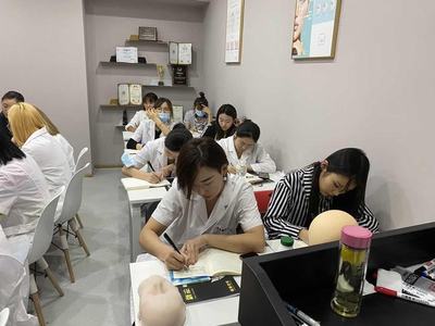 太原微整形培訓(xùn)學(xué)校排行榜。?