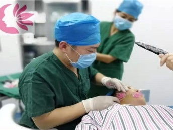 圖 石家莊較正規(guī)的微整形培訓(xùn)學(xué)校十大較專(zhuān)業(yè)的微整形培訓(xùn)學(xué)校榜 北京職業(yè)培訓(xùn)