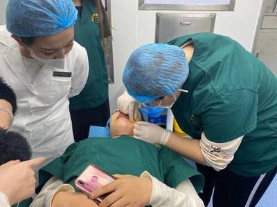 從零開始學微整美容培訓學校一般要學幾年?